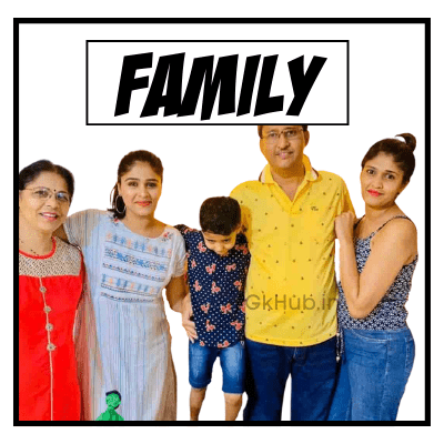 akshaya deodhar family