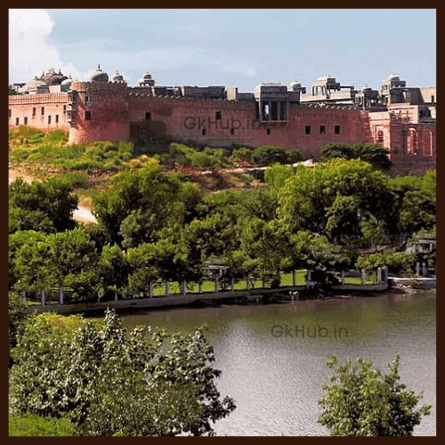 Chouth ka Barwada Fort