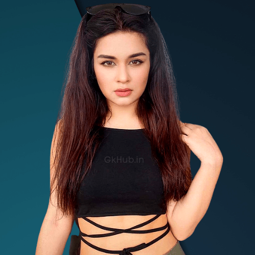 avneet kaur age