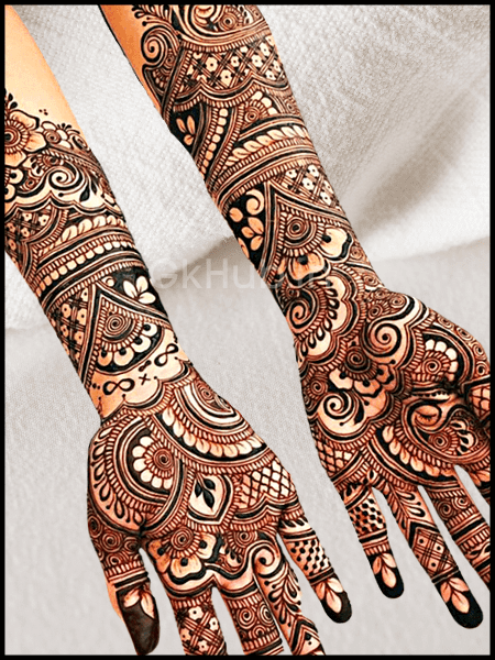 back hand bridal mehndi design