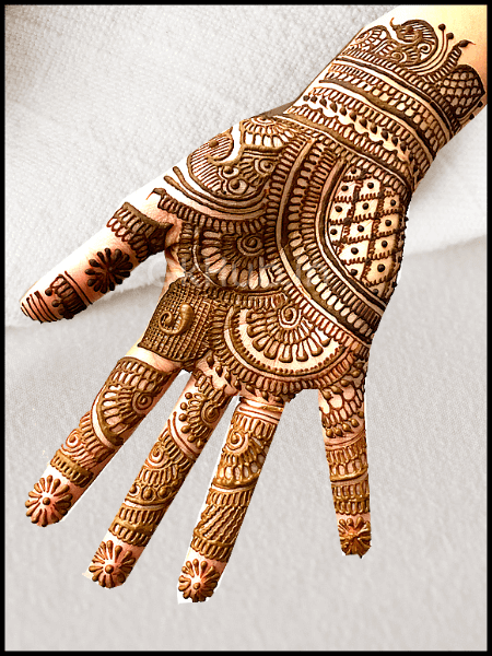 front hand mehndi design